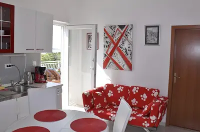 Kuhinja ili čajna kuhinja u objektu Apartments Kristina - B