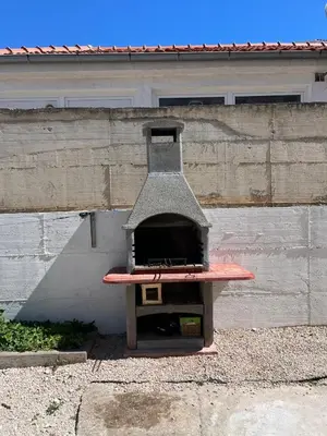Zgrada u kojoj se nalazi apartman