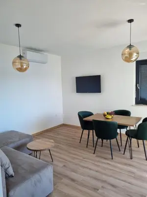 TV i/ili zabavni centar u objektu LuxVu