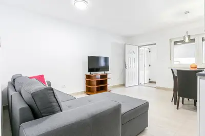 TV i/ili zabavni centar u objektu Apartments by the sea Rogoznica - 23414