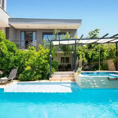 Nice Apartment In Brodarica With Sauna