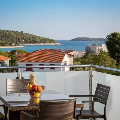 Villa Laura Apartments