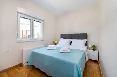 Krevet ili kreveti u jedinici u objektu Apartman Nina Šibenik, Brodarica