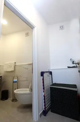 Kupaonica u objektu D R Apartments