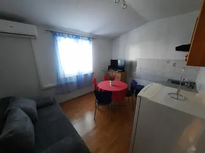 Kuhinja ili čajna kuhinja u objektu Apartman Ive