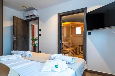 TV i/ili zabavni centar u objektu Luxury Villa Meden Dol with heated pool, Hot-Tub, 2 Saunas