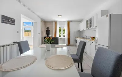 Tlocrt objekta 3 Bedroom Lovely Apartment In Sibenik