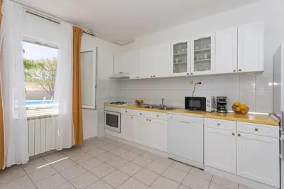 Kuhinja ili čajna kuhinja u objektu Apartman Tamara i Ante