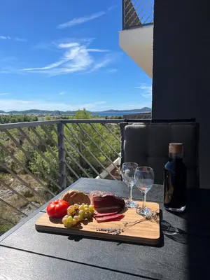 Hrana u apartmanu ili u blizini