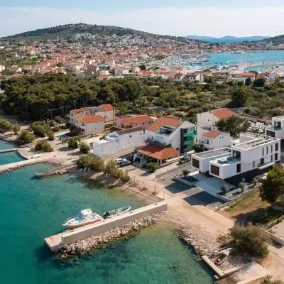 2 Bedroom Gorgeous Apartment In Betina