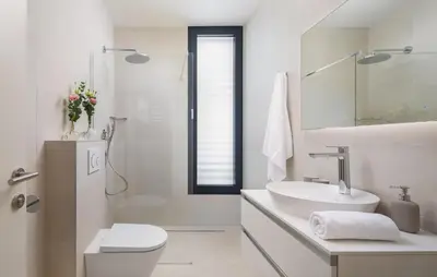 Kupaonica u objektu Stunning Apartment In Betina With Wifi
