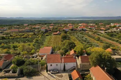 Priroda u blizini vila