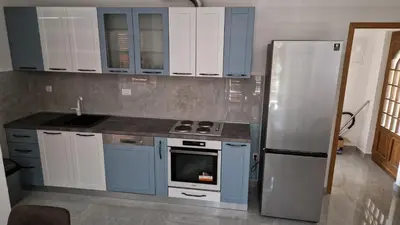 Kuhinja ili čajna kuhinja u objektu Apartmani Deniza 4 guests