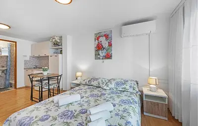 Krevet ili kreveti u jedinici u objektu Cozy Apartment In Vodice