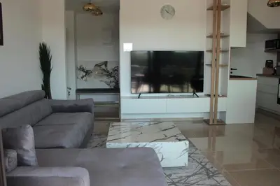 TV i/ili zabavni centar u objektu Apartman Nika Brodarica A5
