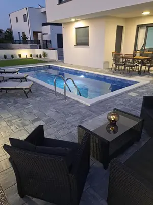 Bazen u objektu Villa Ilma ili u blizini