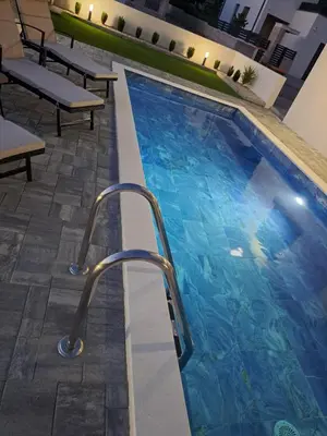 Bazen u objektu Villa Ilma ili u blizini