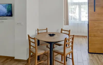 TV i/ili zabavni centar u objektu 1 Bedroom Gorgeous Apartment In Vodice