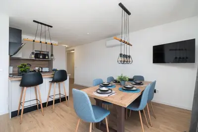 Kuhinja ili čajna kuhinja u objektu Apartments Lenolu