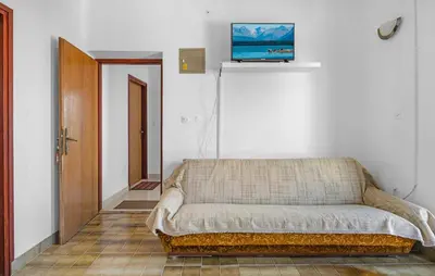 Krevet ili kreveti u jedinici u objektu Lovely Apartment In Sibenik With House Sea View