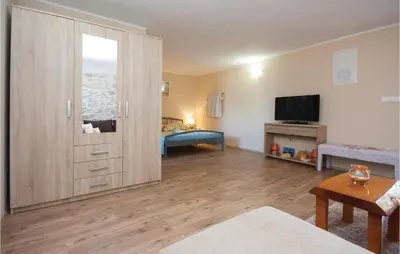 Krevet ili kreveti u jedinici u objektu Holiday Home Lozovac With Outdoor Swimming Pool 441