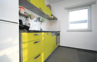 Kuhinja ili čajna kuhinja u objektu Holiday Home Drinovci With A Fireplace 444