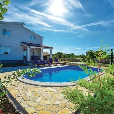 Holiday Home Drinovci With A Fireplace 444