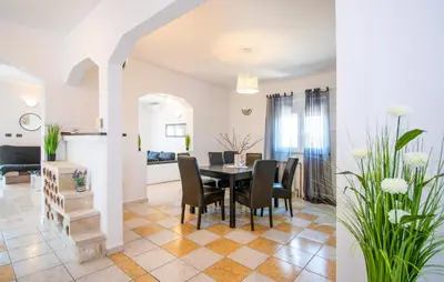 Tlocrt objekta Beautiful Home In Brodarica With Wifi