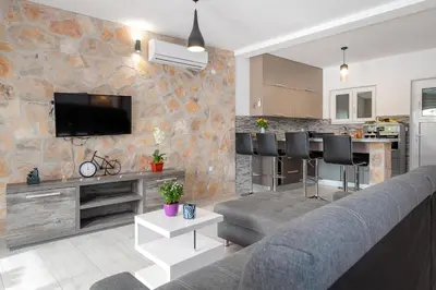 Kuhinja ili čajna kuhinja u objektu Villa Romantic Oasis