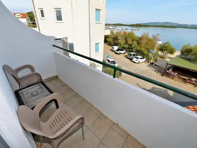 Balkon ili terasa u objektu Apartments Helena - One bedroom apartment with Balcony and Sea View - A1