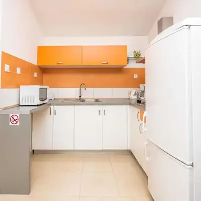 Holiday Home Marinela - Four Bedroom Holiday Home with Swimming Pool