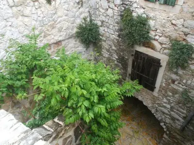 Vrt u objektu Apartments Sunce - One Bedroom Apartment with Terrace and Sea View