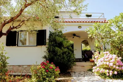 Vrt u objektu Holiday Home Subasic