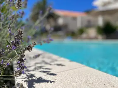 Bazen u objektu Apartments and Rooms Mateša ili u blizini