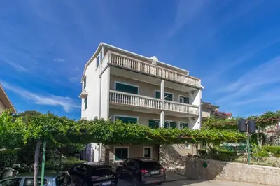 Zgrada u kojoj se nalazi apartman