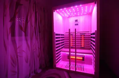Krevet ili kreveti u jedinici u objektu SPA Villa ALEMI, Private Pool, Sauna & Free Parking