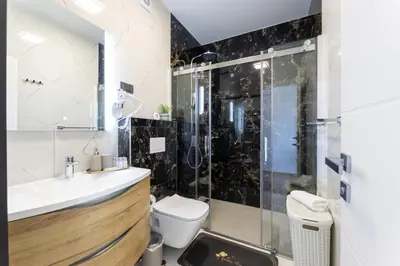 Kupaonica u objektu Luxury villa with a swimming pool Primosten - 23550