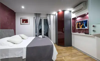 Krevet ili kreveti u jedinici u objektu Villa Martinis, Rogoznica, private heated pool