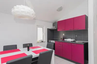 Kuhinja ili čajna kuhinja u objektu Apartments Atlas Grubišić