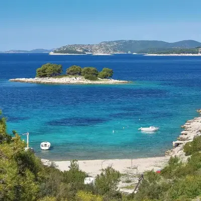 Five-Bedroom Holiday Home Primosten With Sea View 06
