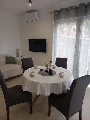 TV i/ili zabavni centar u objektu Apartments Kate