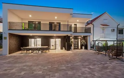 Balkon ili terasa u objektu 6 Bedroom Stunning Home In Podglavica