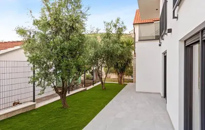 Vrt u objektu 6 Bedroom Stunning Home In Podglavica