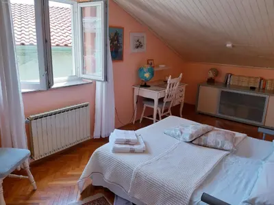 Krevet ili kreveti u jedinici u objektu Moonshine apartment with magnificent view