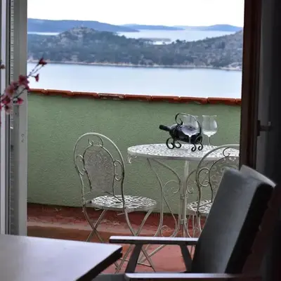 Moonshine apartment with magnificent view