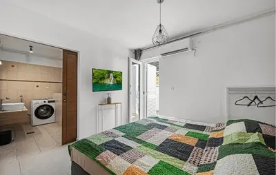 Krevet ili kreveti u jedinici u objektu Gorgeous Apartment In Jezera