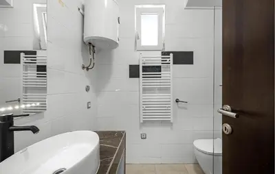 Kupaonica u objektu Beautiful Apartment In Vodice With Swimming Pool