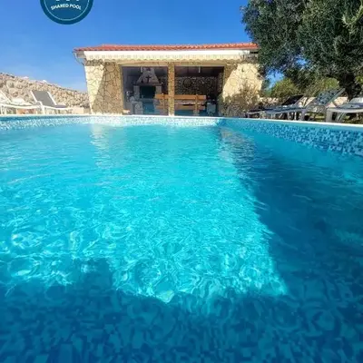 Apartment Olive shared pool