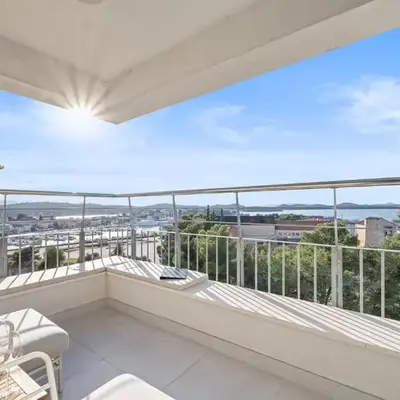 65SUITE Šibenik Mediteran apartment Sea view & underground garage parking