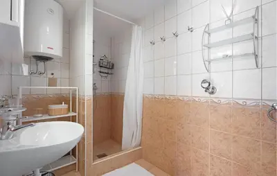 Kupaonica u objektu 2 Bedroom Gorgeous Apartment In Rogoznica